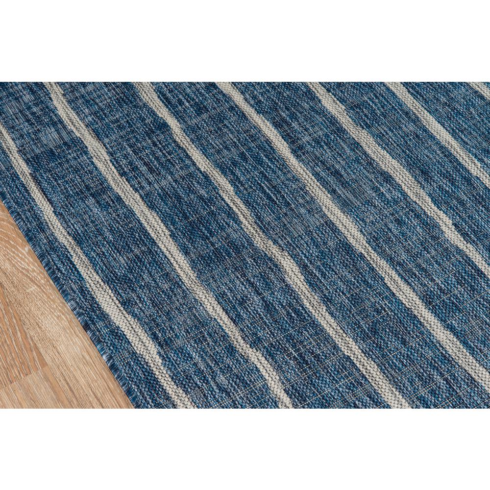 Contemporary Rectangle Area Rug, Blue, 3'3" X 5'. Picture 3