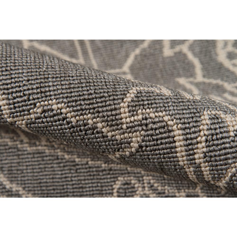 Traditional Rectangle Area Rug, Grey, 3'11" X 5'7". Picture 4
