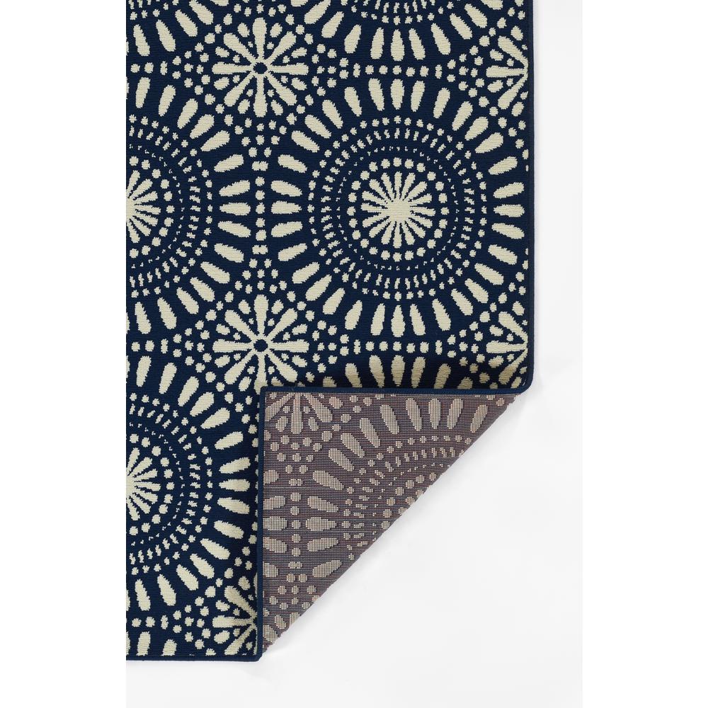 Transitional Rectangle Area Rug, Navy, 3'11" X 5'7". Picture 3