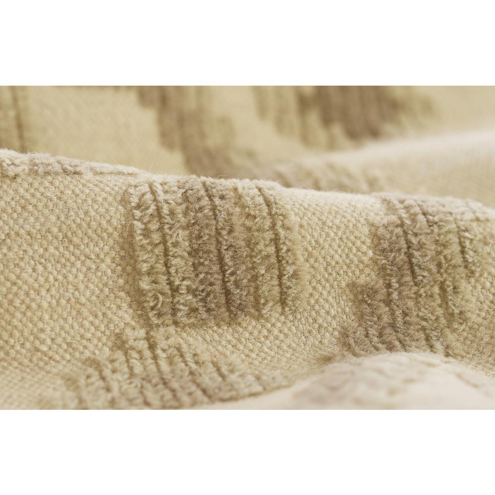 Traditional Rectangle Area Rug, Natural, 3'6" X 5'6". Picture 10