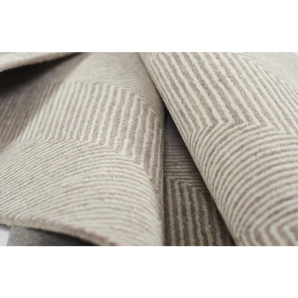 Contemporary Rectangle Area Rug, Taupe, 5' X 8'. Picture 8