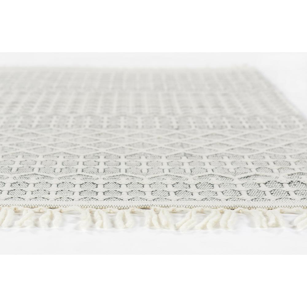Contemporary Rectangle Area Rug, Black, 5' X 8'. Picture 3