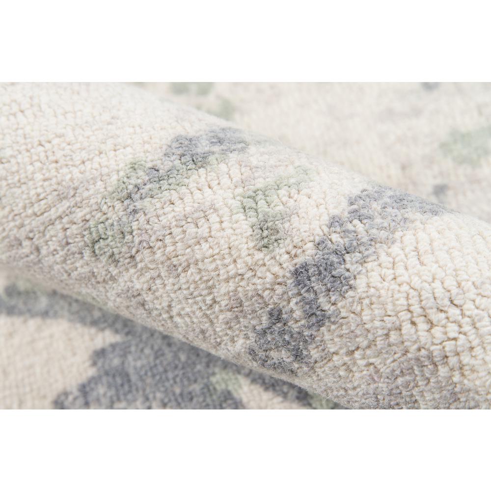 Casual Rectangle Area Rug, Grey, 5' X 7'6". Picture 4