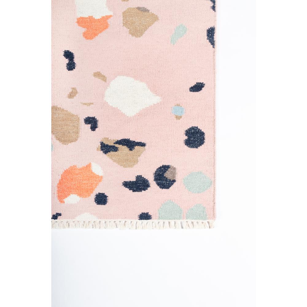 Contemporary Rectangle Area Rug, Pink, 5' X 7'6". Picture 2