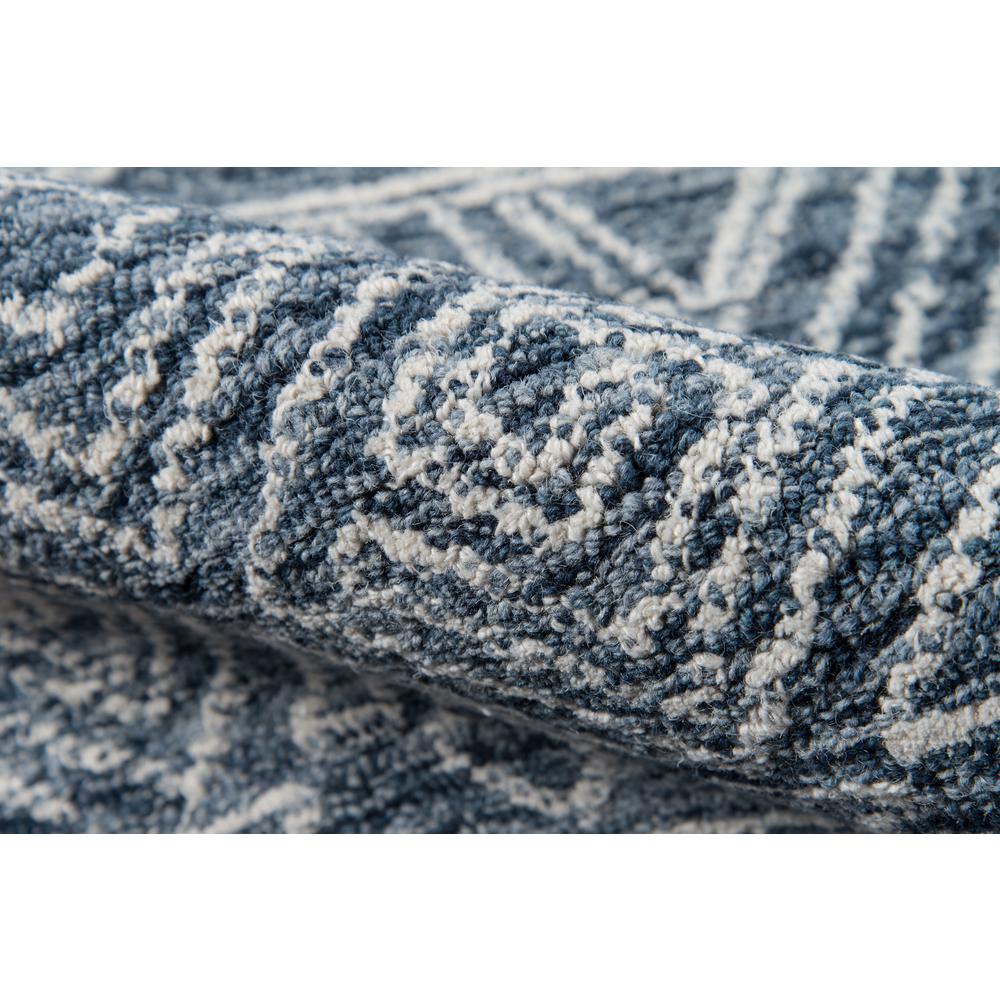 Contemporary Rectangle Area Rug, Denim, 5' X 8'. Picture 4