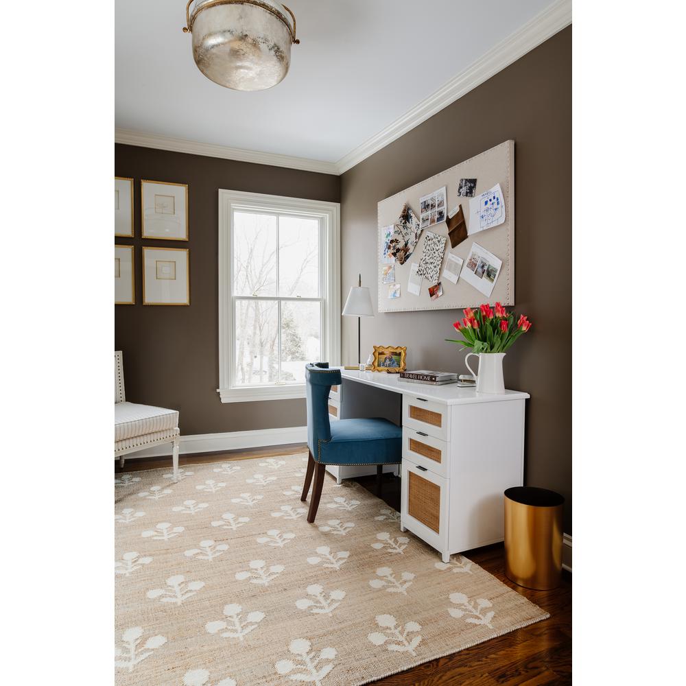 Contemporary Rectangle Area Rug, Natural, 5' X 8'. Picture 9