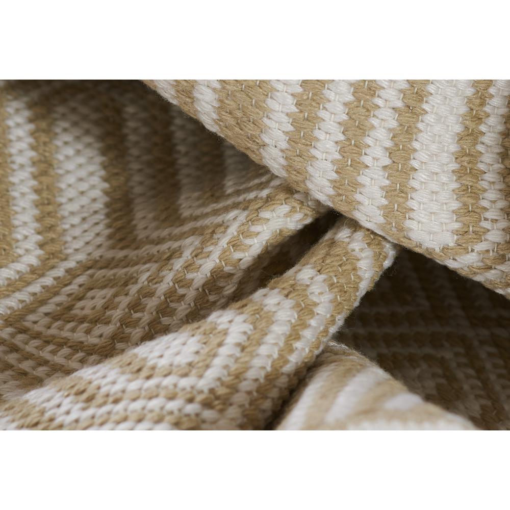 Contemporary Rectangle Area Rug, Beige, 3'6" X 5'6". Picture 4