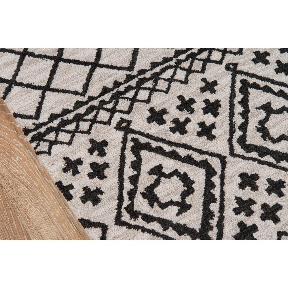 Transitional Rectangle Area Rug, Grey, 5' X 8'. Picture 3