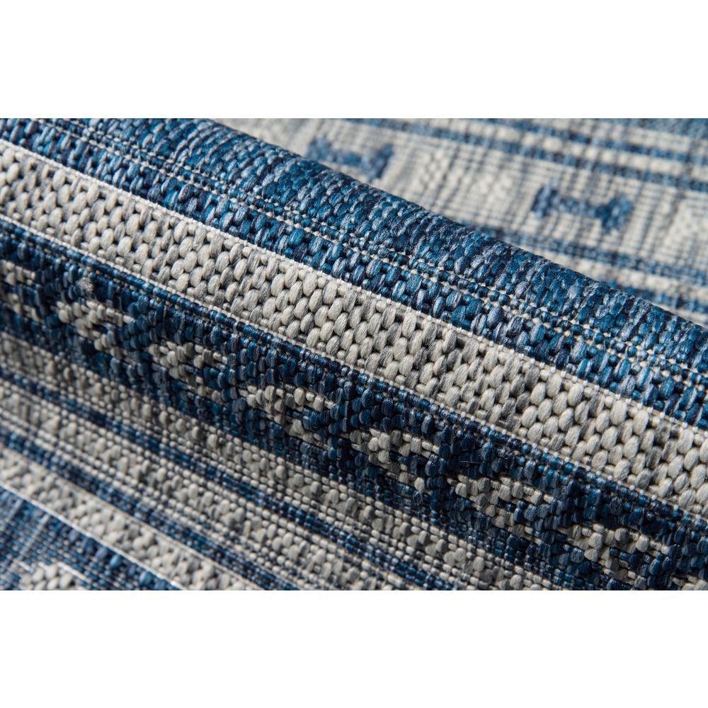Contemporary Rectangle Area Rug, Blue, 3'11" X 5'7". Picture 4
