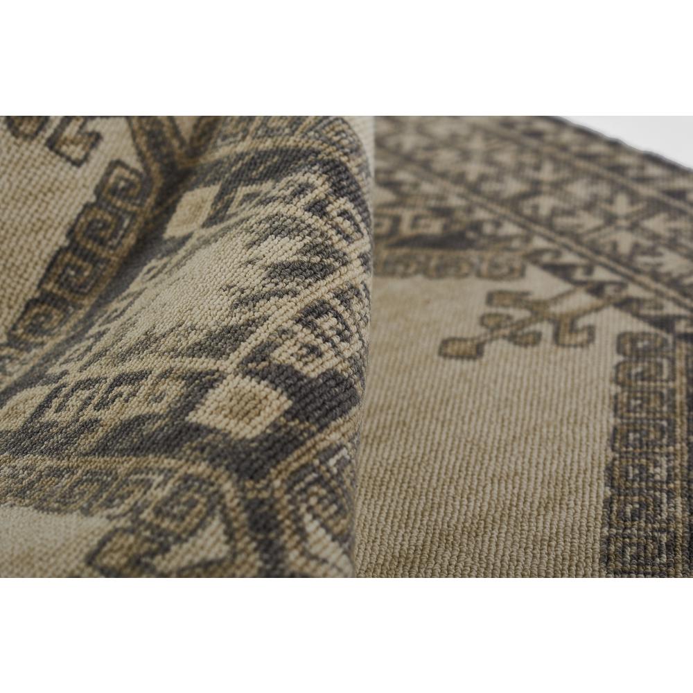 Traditional Rectangle Area Rug, Charcoal, 6'6" X 9'. Picture 8
