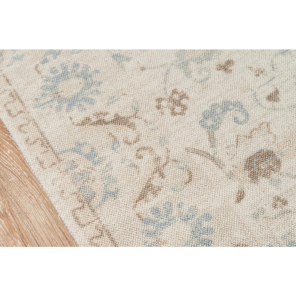 Traditional Rectangle Area Rug, Beige, 6'6" X 9'. Picture 3