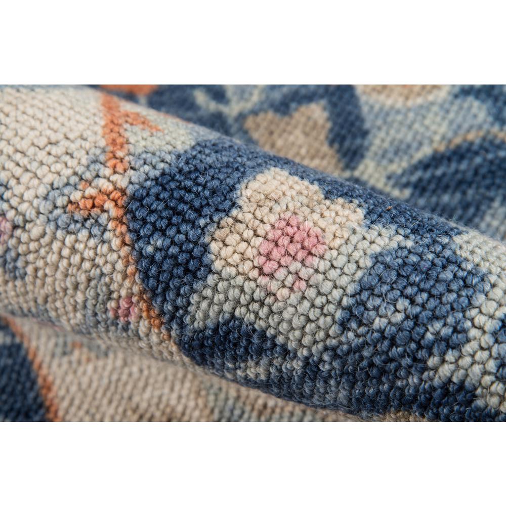 Traditional Rectangle Area Rug, Navy, 6'6" X 9'. Picture 4