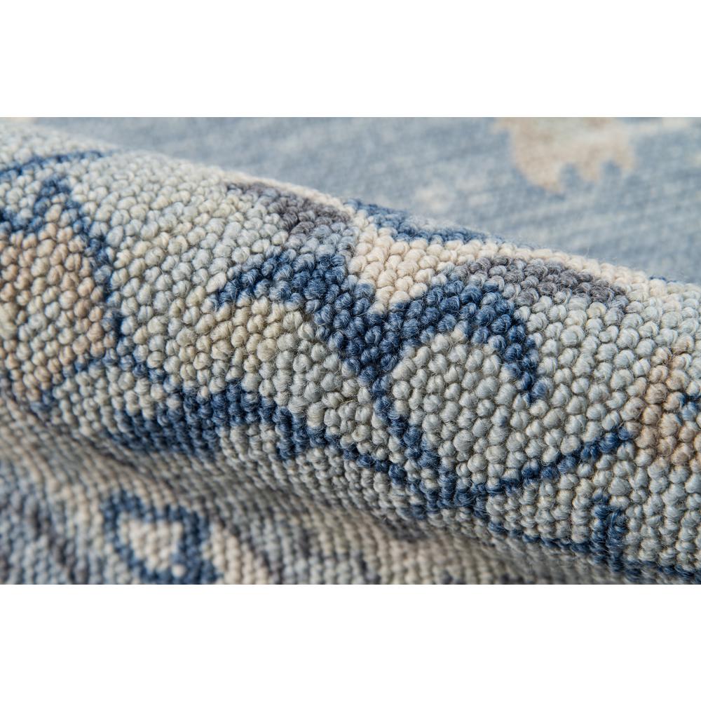 Traditional Rectangle Area Rug, Blue, 6'6" X 9'. Picture 4