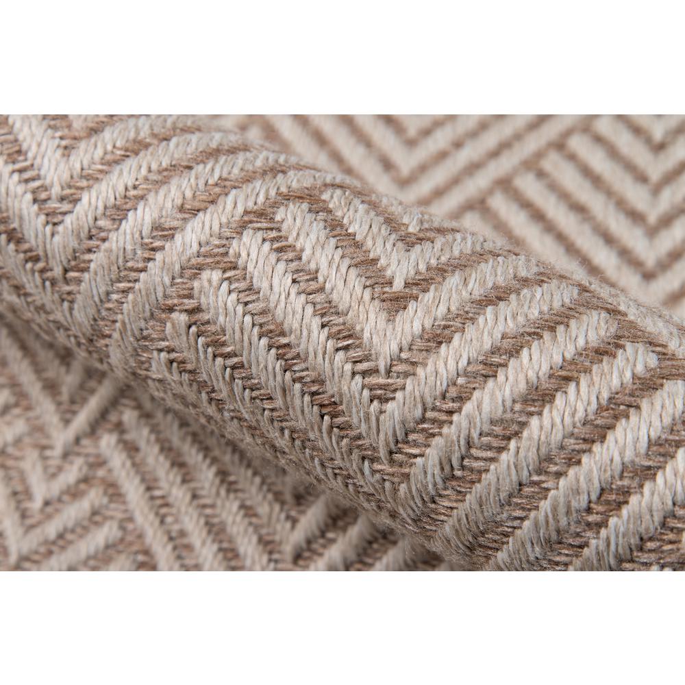 Contemporary Rectangle Area Rug, Beige, 3'11" X 5'7". Picture 4