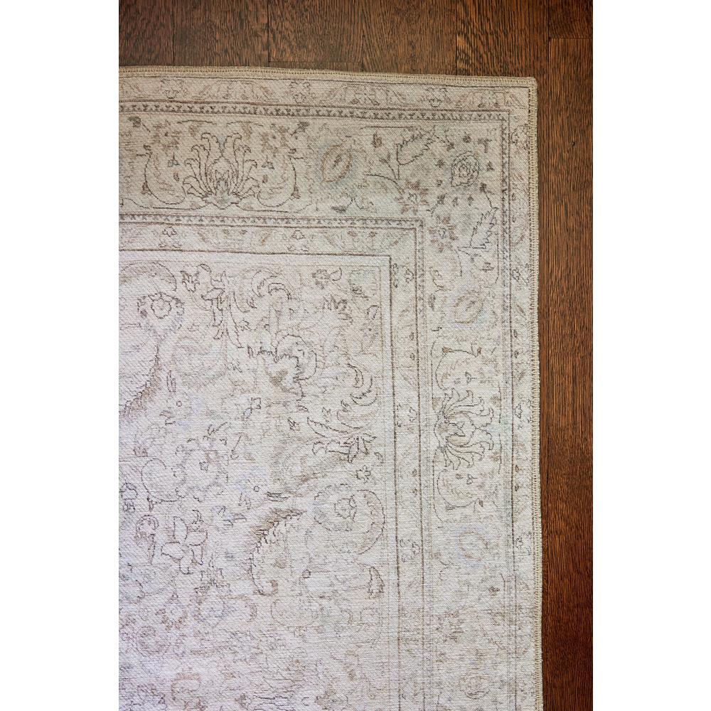 Traditional Rectangle Area Rug, Grey, 5' X 7'6". Picture 11
