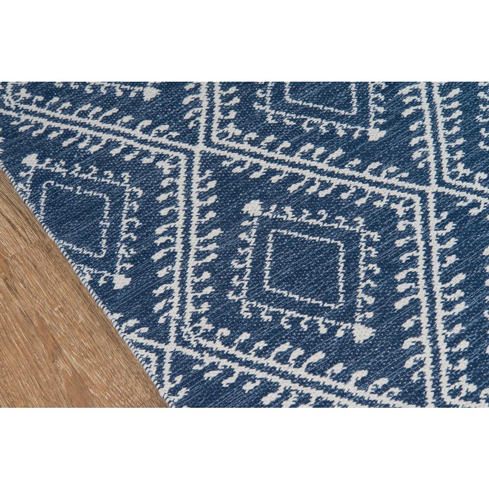 Contemporary Rectangle Area Rug, Navy, 7'6" X 9'6". Picture 3