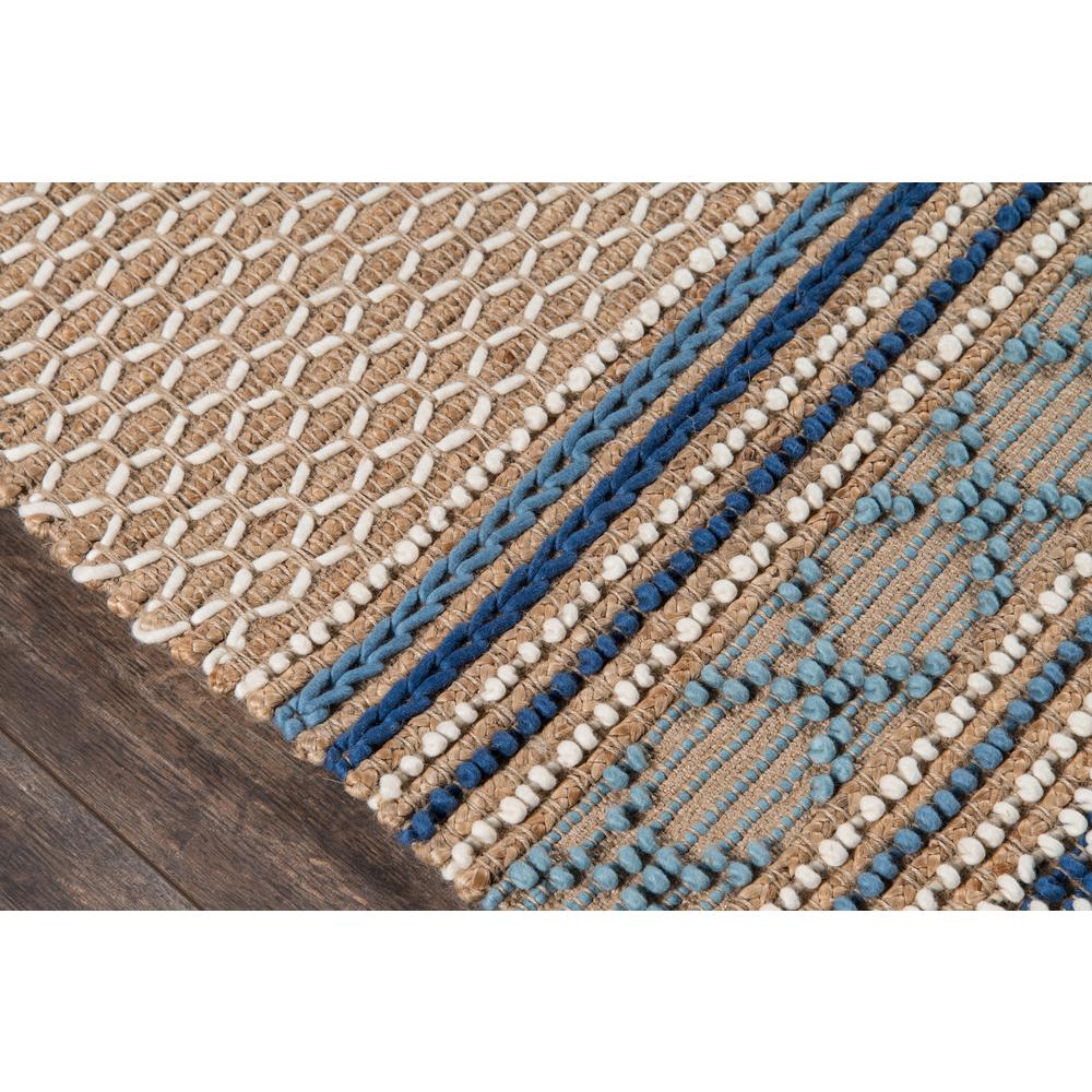 Transitional Rectangle Area Rug, Blue, 6' X 9'. Picture 3