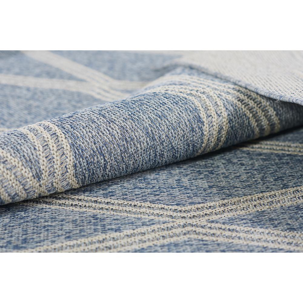Transitional Rectangle Area Rug, Blue, 5'3" X 7'. Picture 4