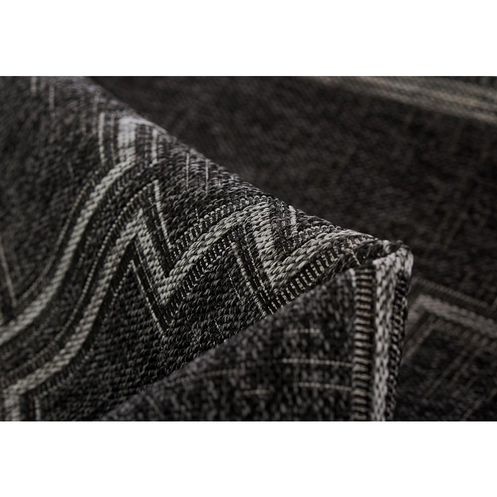 Transitional Rectangle Area Rug, Black, 5'3" X 7'. Picture 8