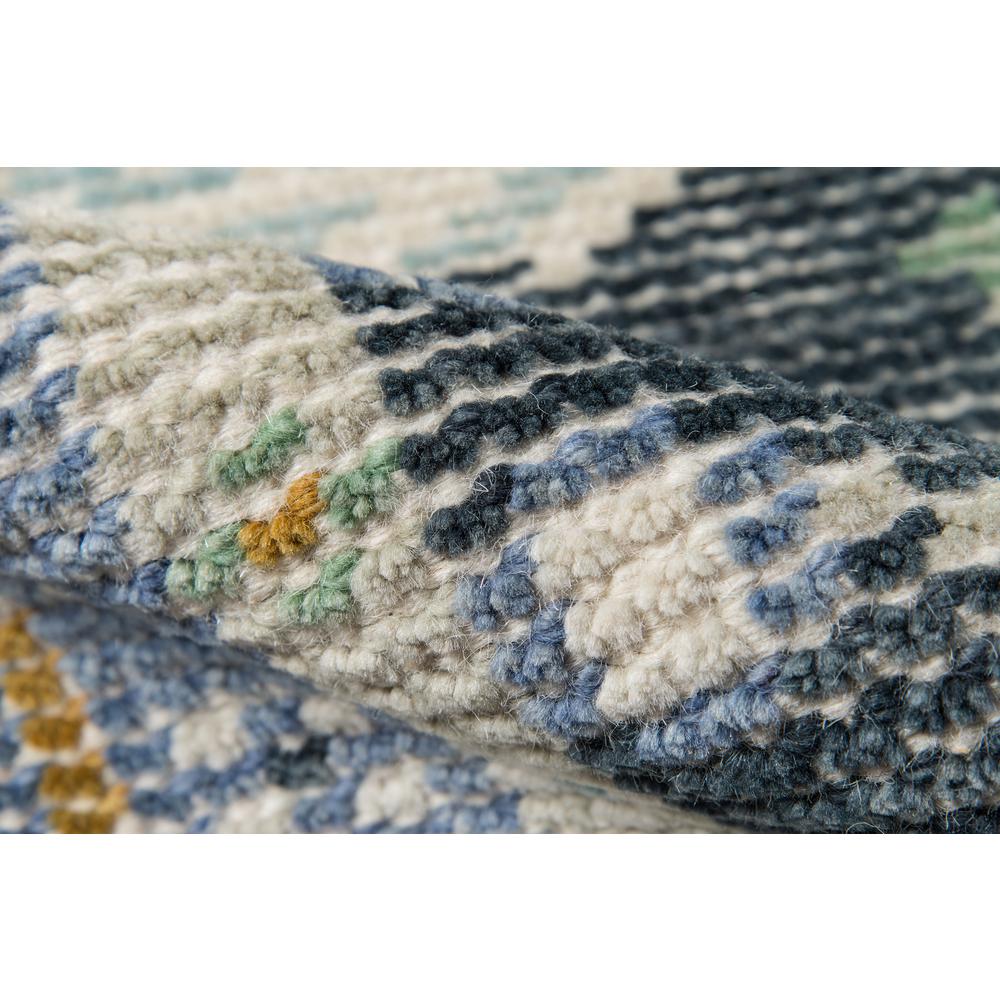 Traditional Rectangle Area Rug, Aqua, 9' X 12'. Picture 4