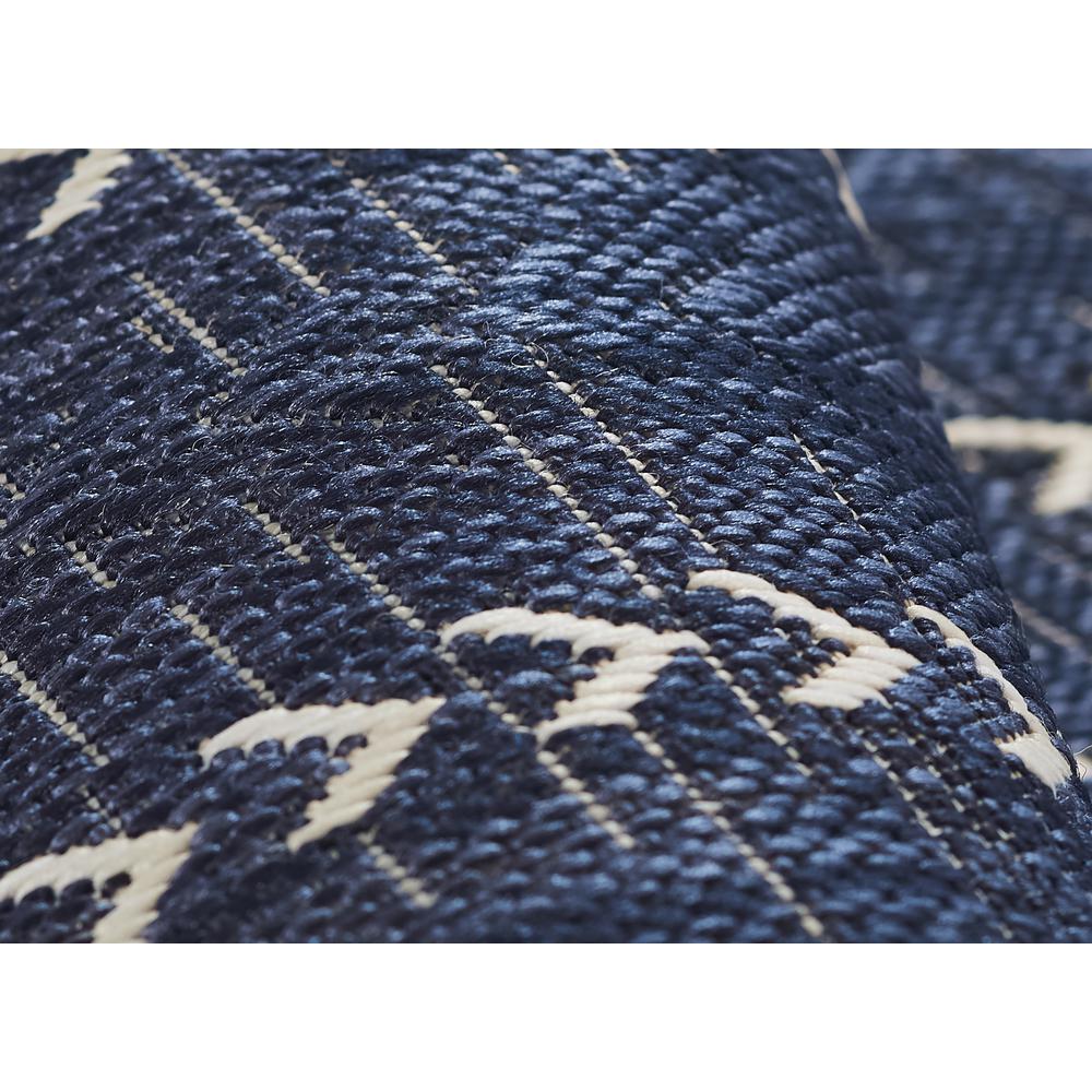 Transitional Rectangle Area Rug, Navy, 5'3" X 7'. Picture 4