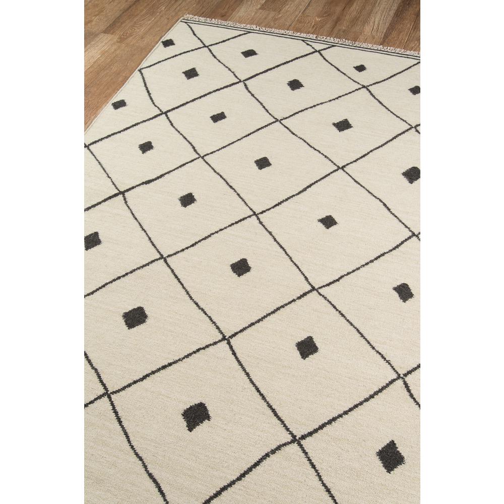 Contemporary Rectangle Area Rug, Ivory, 7'6" X 9'6". Picture 2