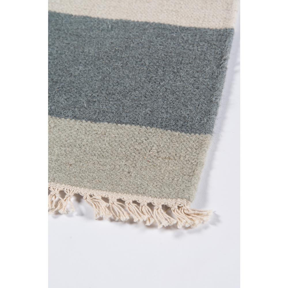 Contemporary Rectangle Area Rug, Grey, 7'6" X 9'6". Picture 5