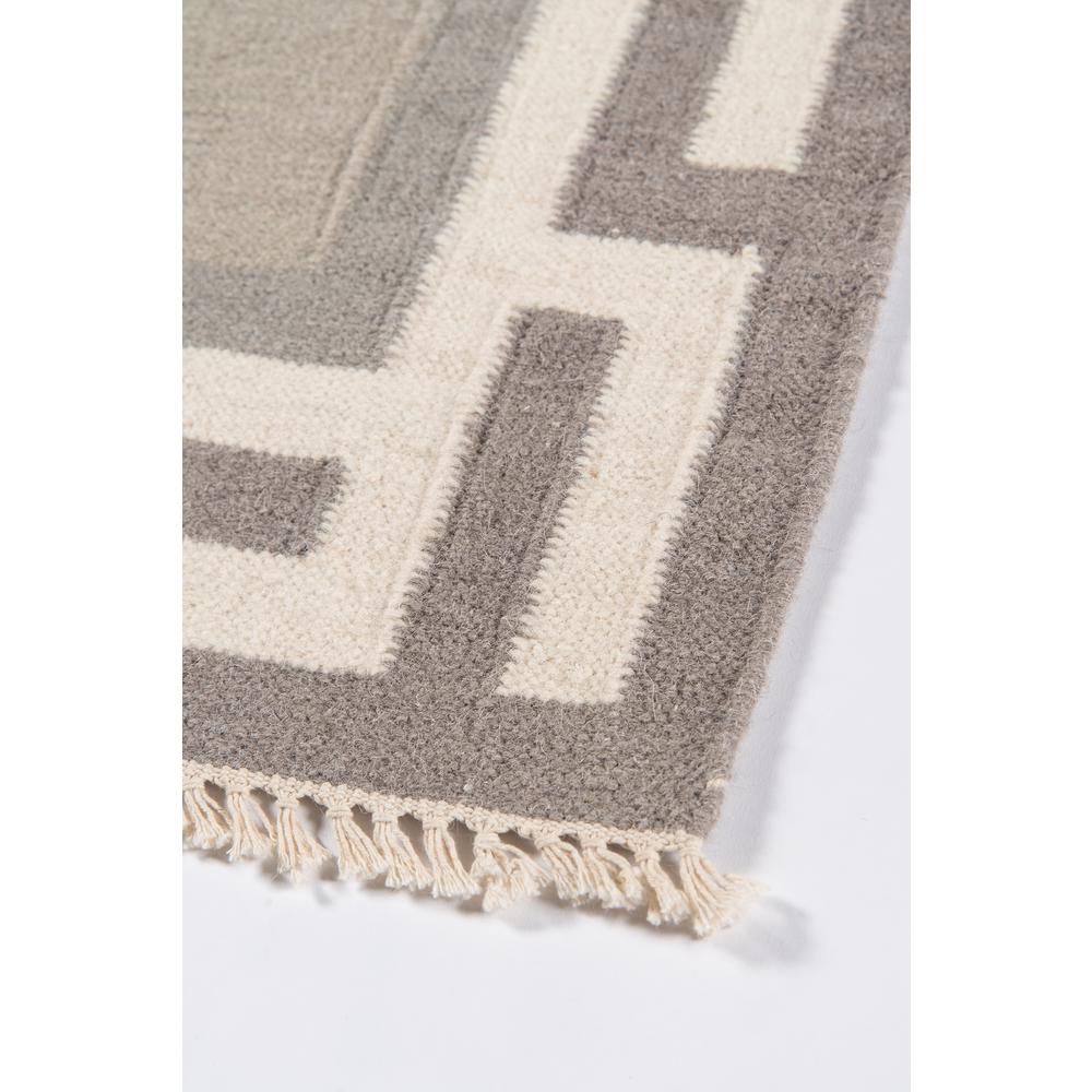 Contemporary Rectangle Area Rug, Grey, 7'6" X 9'6". Picture 5