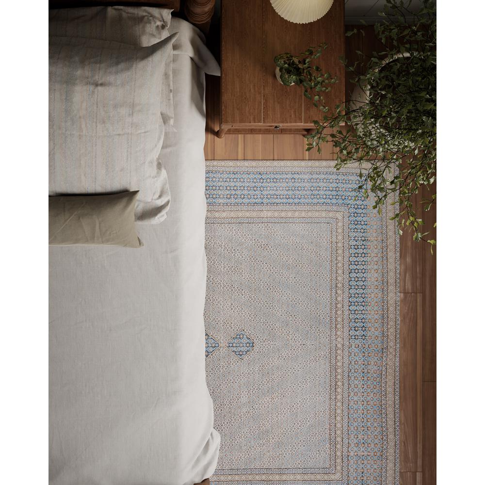 Traditional Rectangle Area Rug, Blue, 5' X 7'6". Picture 12