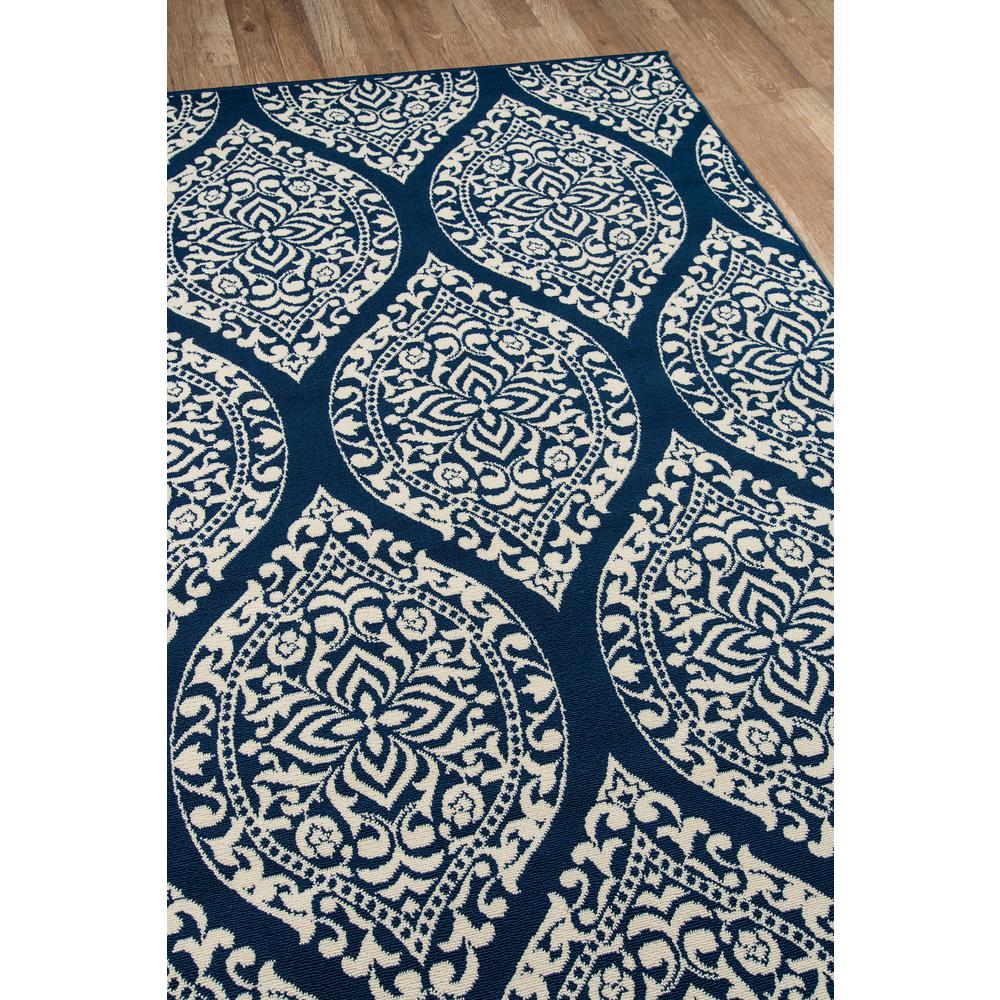 Contemporary Rectangle Area Rug, Navy, 6'7" X 9'6". Picture 2