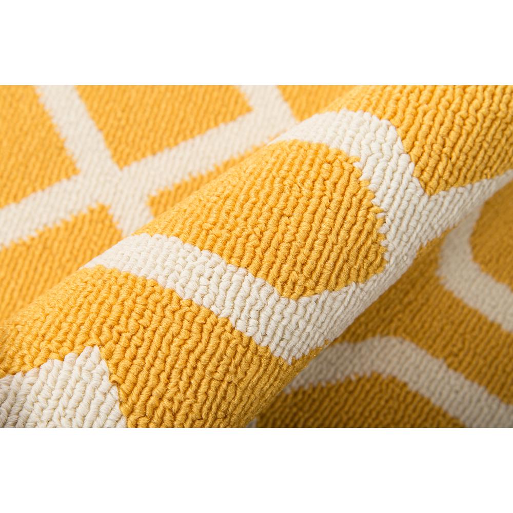 Contemporary Rectangle Area Rug, Yellow, 6'7" X 9'6". Picture 4