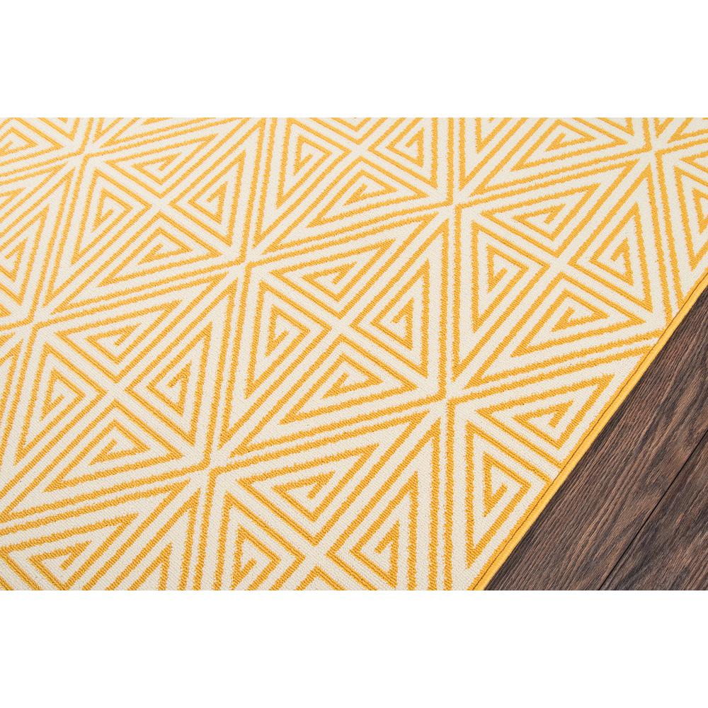 Contemporary Rectangle Area Rug, Yellow, 6'7" X 9'6". Picture 3