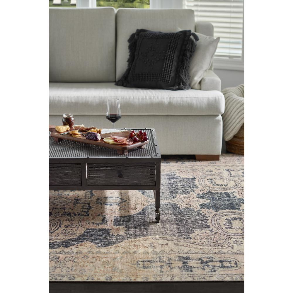 Traditional Rectangle Area Rug, Navy, 9'6" X 12'6". Picture 8