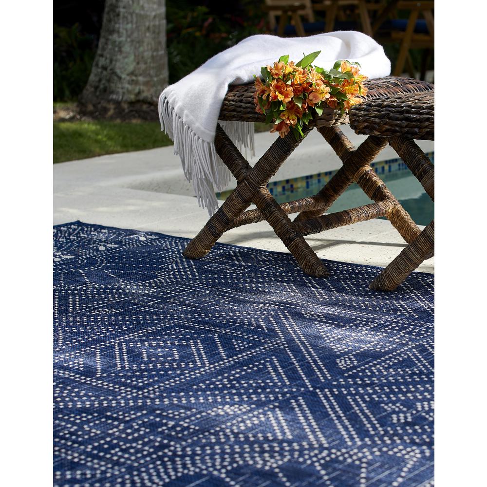 Transitional Rectangle Area Rug, Navy, 8' X 10'. Picture 12