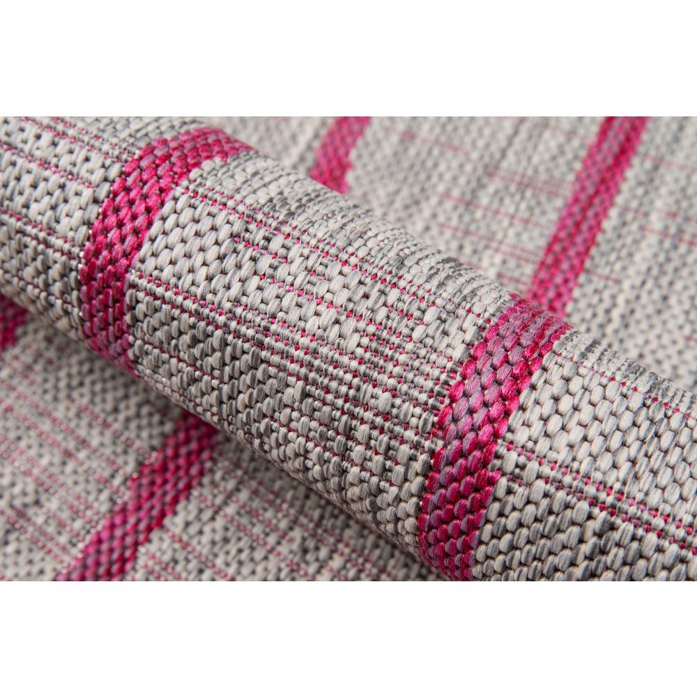 Contemporary Rectangle Area Rug, Fuschia, 7'10" X 10'10". Picture 4
