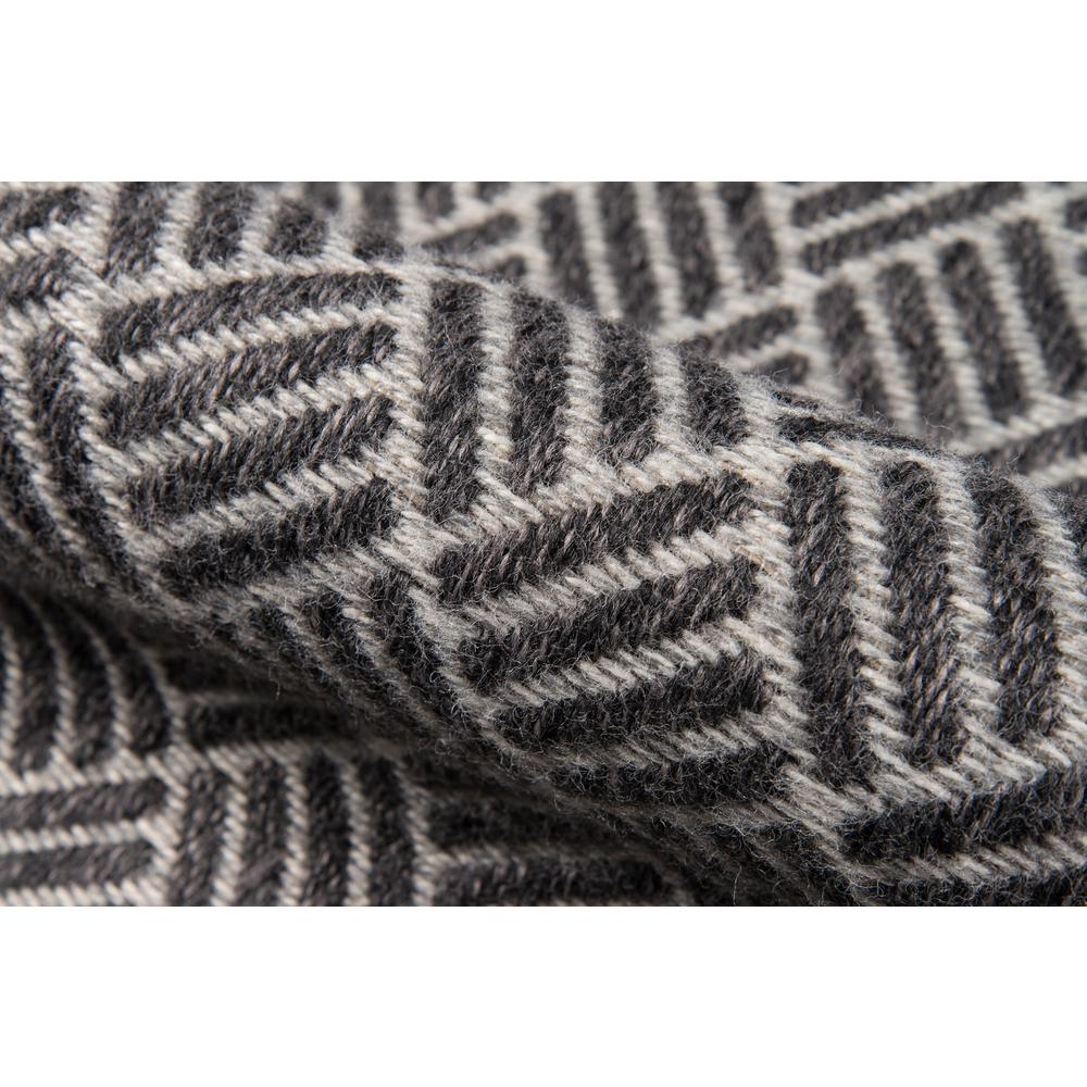 Contemporary Rectangle Area Rug, Charcoal, 7'10" X 10'10". Picture 4