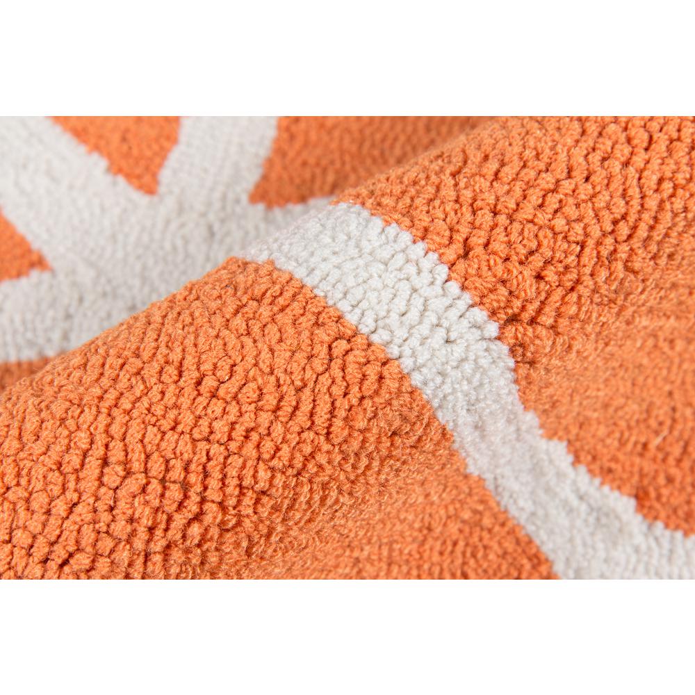 Contemporary Round Area Rug, Orange, 3' X 3' Round. Picture 3