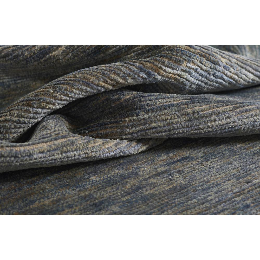 Transitional Rectangle Area Rug, Blue, 2' X 3'. Picture 6