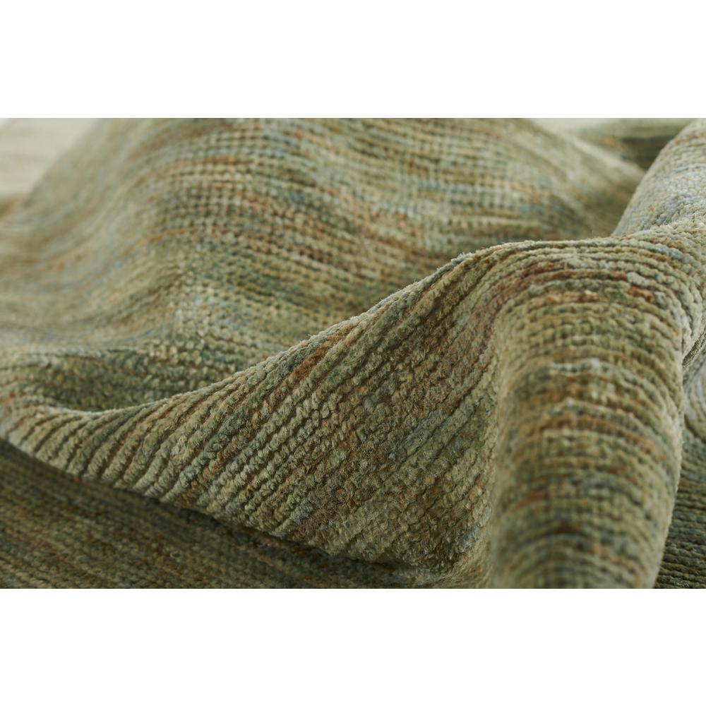Transitional Rectangle Area Rug, Green, 2' X 3'. Picture 9