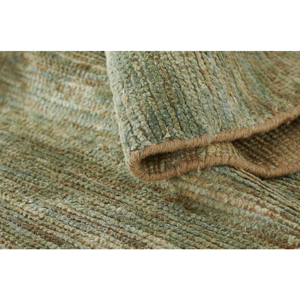 Transitional Rectangle Area Rug, Green, 2' X 3'. Picture 8