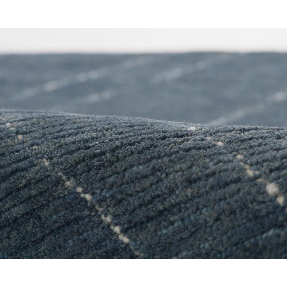 Contemporary Rectangle Area Rug, Blue, 2' X 4'. Picture 4
