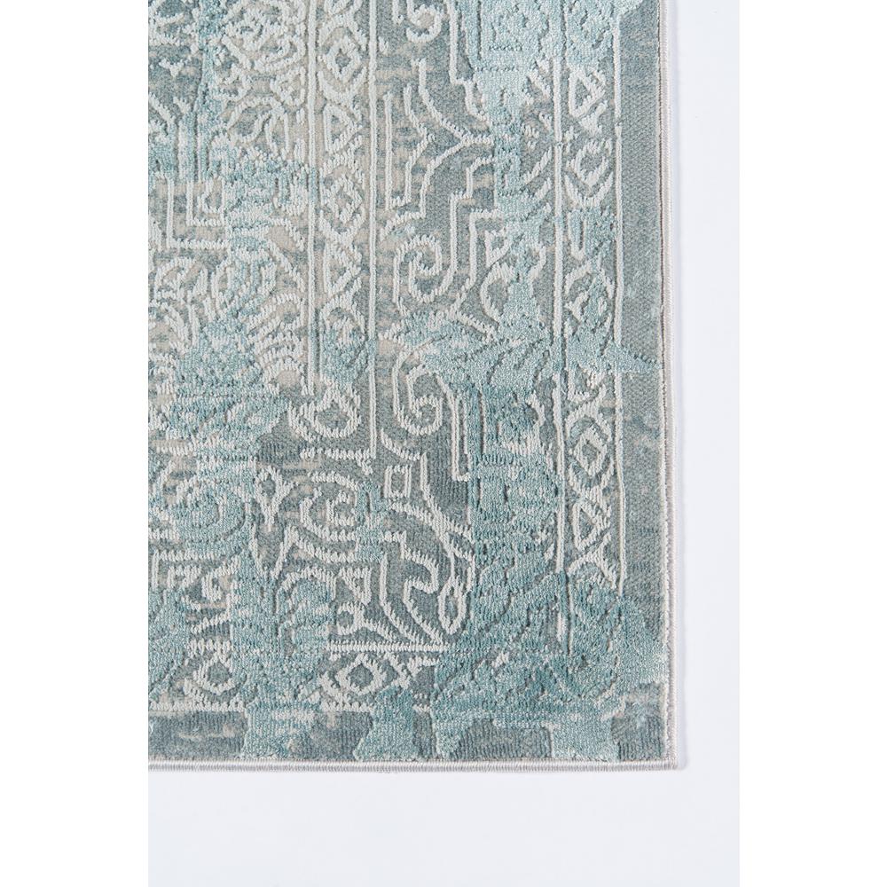 Traditional Rectangle Area Rug, Light Blue, 1'10" x 2'10". Picture 3