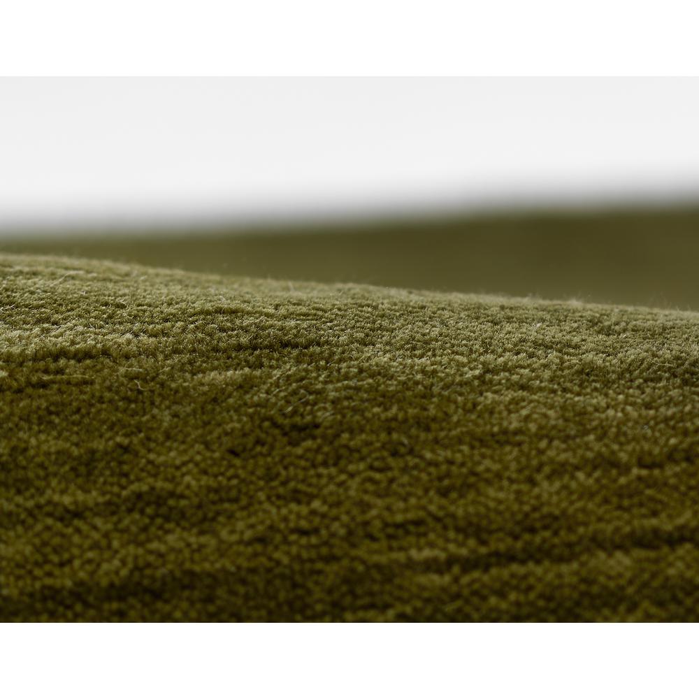 Contemporary Runner Area Rug, Green, 2'3" X 8' Runner. Picture 4