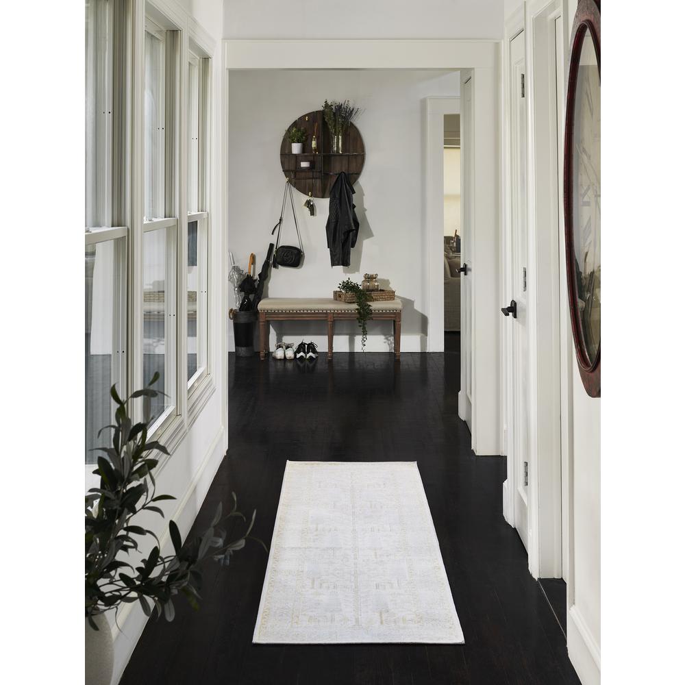 Traditional Rectangle Area Rug, Ivory, 5'3" X 7'3". Picture 8