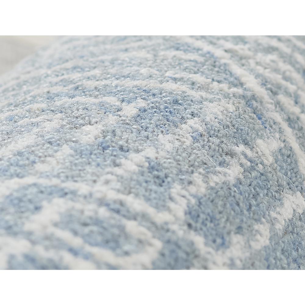 Contemporary Rectangle Area Rug, Blue, 2' X 3'. Picture 4