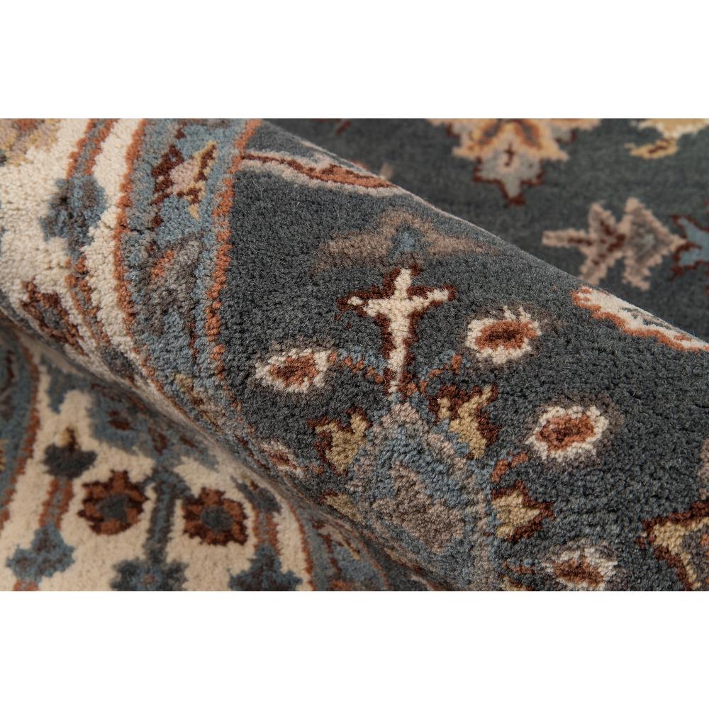 Traditional Rectangle Area Rug, Grey, 2' X 3'. Picture 4