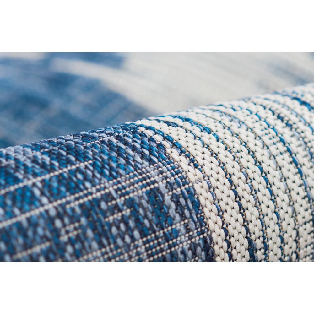 Transitional Rectangle Area Rug, Blue, 2' X 3'. Picture 4