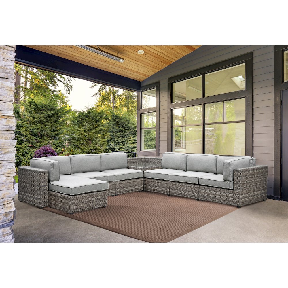 Tamyra 5PC Outdoor Sectional. Picture 7