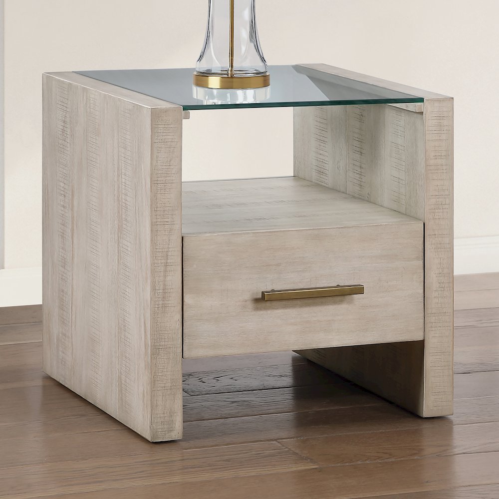 Garland Blonde End Table. Picture 4