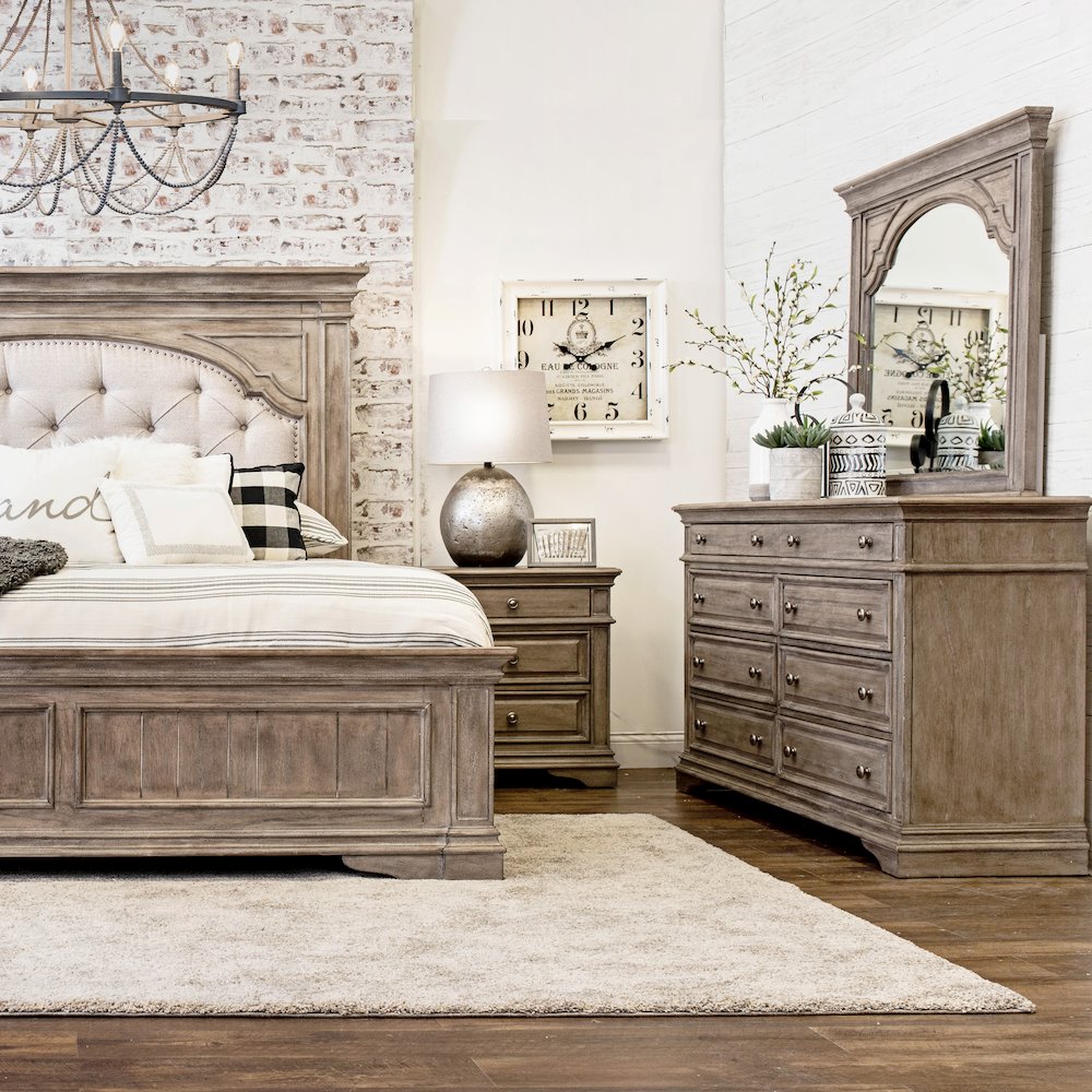 Highland Park Dresser Driftwood. Picture 5